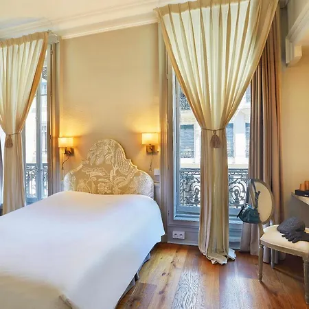 Vaubecour - Centre Ainay - Perrache Hotel 2*