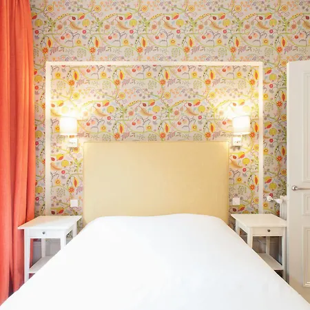 Vaubecour - Centre Ainay - Perrache Hotel 2*