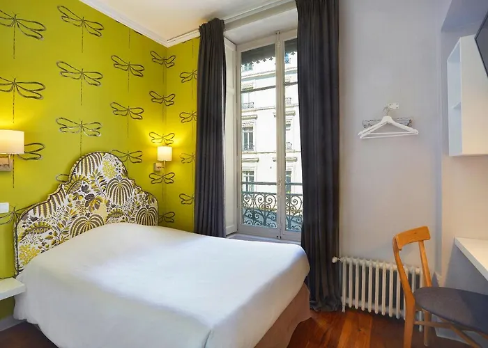 Hotel Vaubecour - Centre Ainay - Perrache 2*