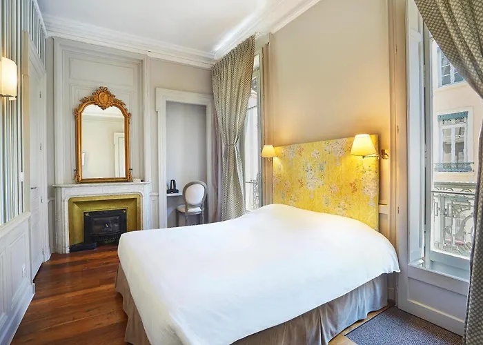 Hotel Vaubecour - Centre Ainay - Perrache 2*