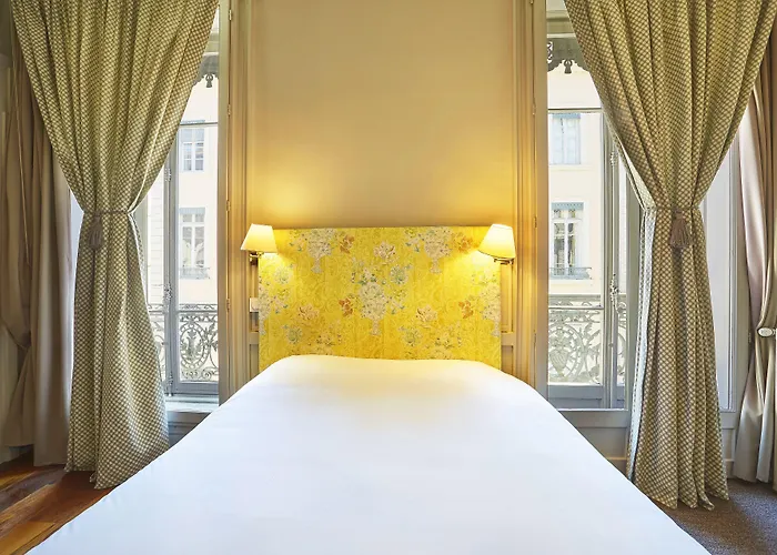 Vaubecour - Centre Ainay - Perrache Hotel 2*