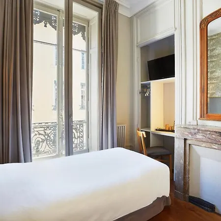 Vaubecour 2* Lyon
