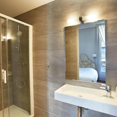 Vaubecour 2* Lyon