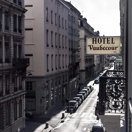 Vaubecour - Centre Ainay - Perrache 2*