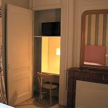 Vaubecour - Centre Ainay - Perrache Hotell 2*