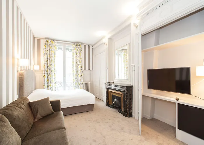 Vaubecour - Centre Ainay - Perrache Hotel 2*