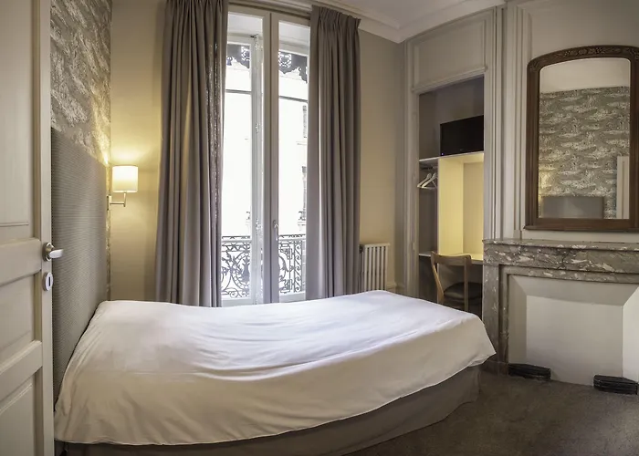Hotel Vaubecour - Centre Ainay - Perrache 2*